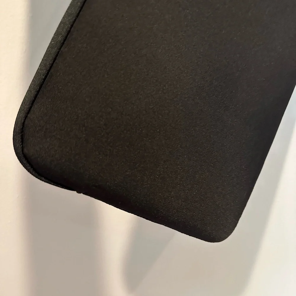 Tumi Neoprene 11'' ipad cover